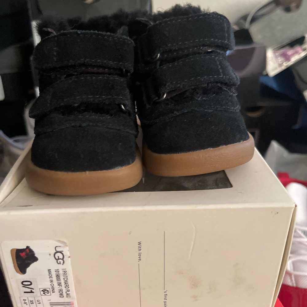 Ugg Prichard Plaid  infants